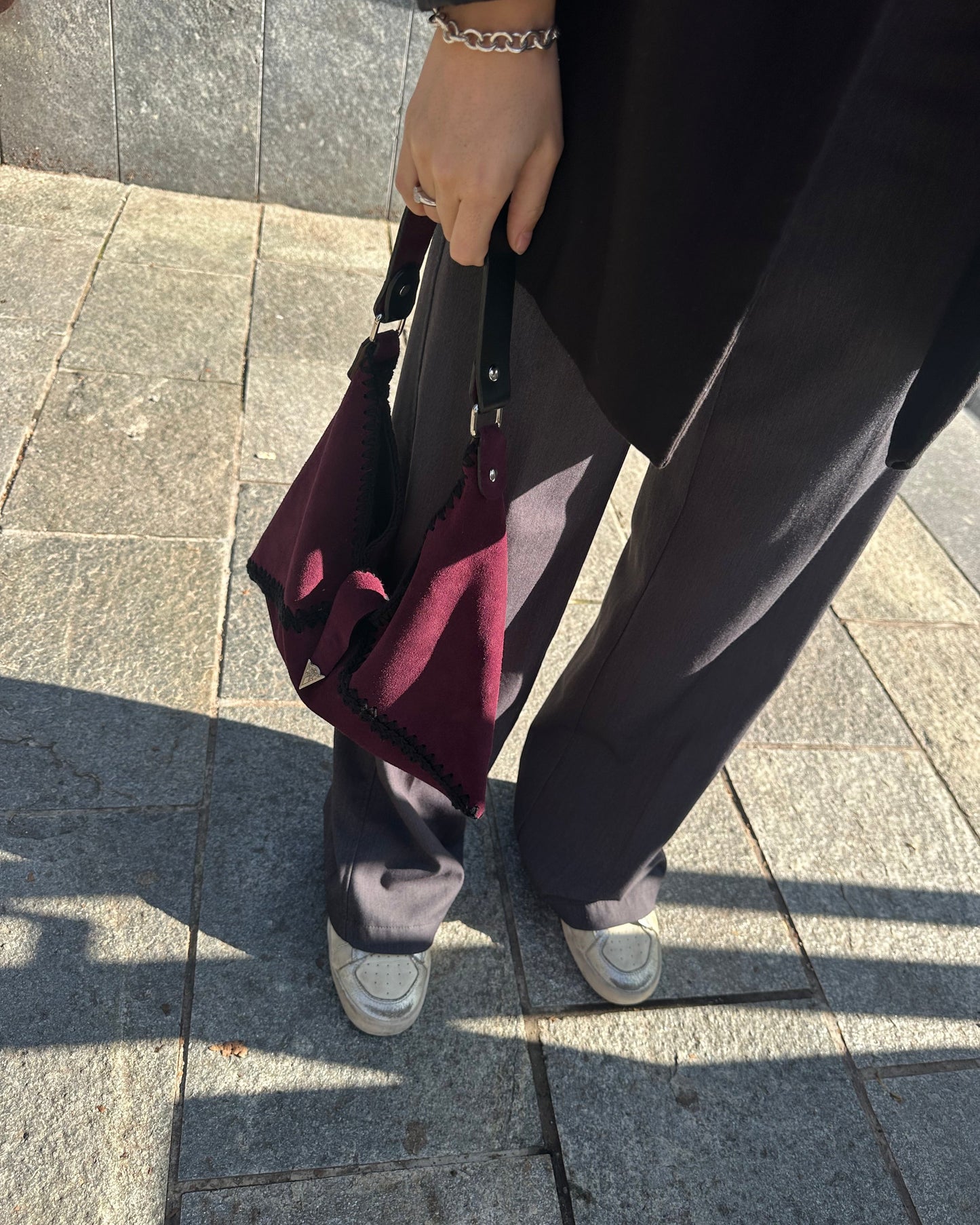 modello MONIQUE grape suede