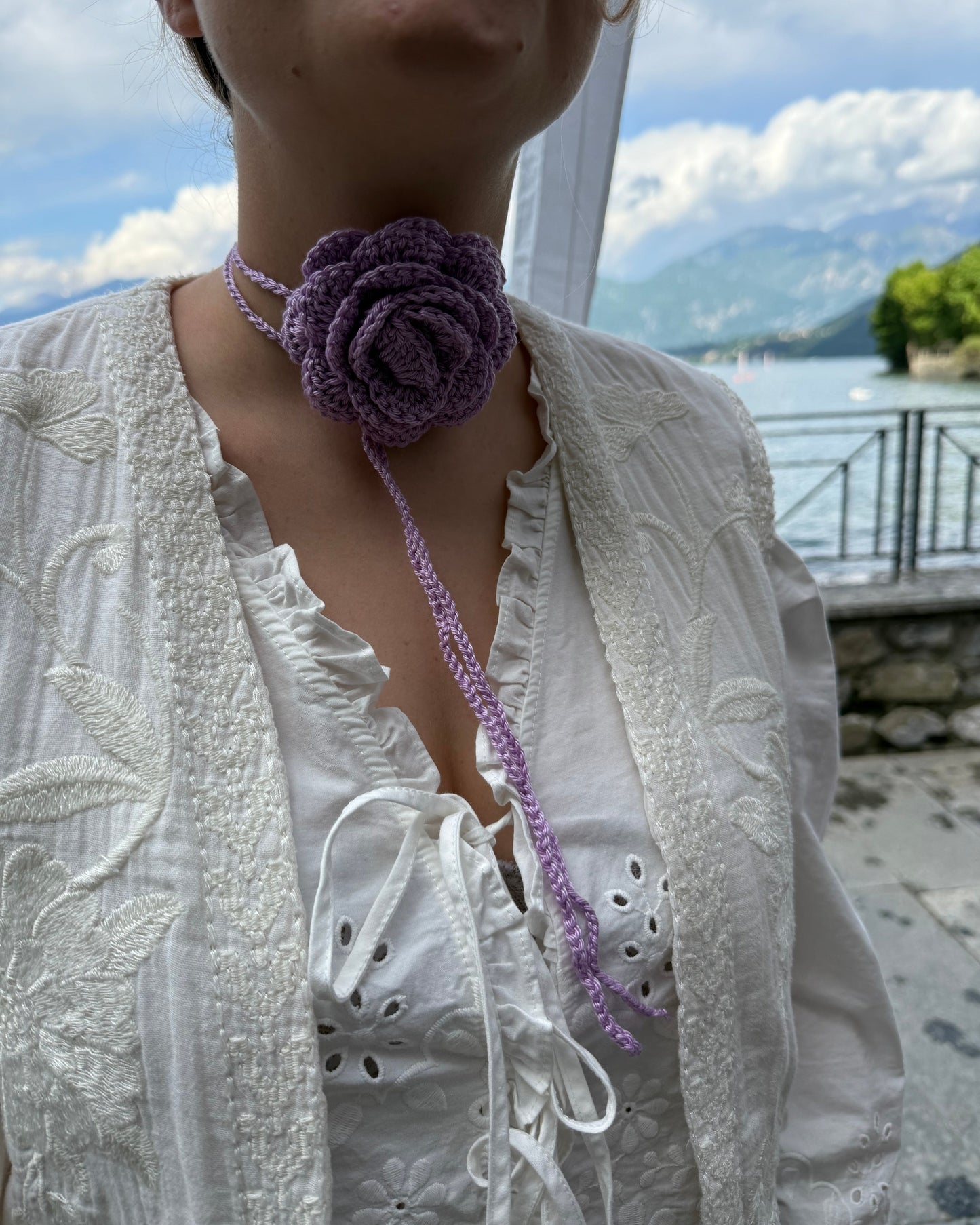 MAGDA choker