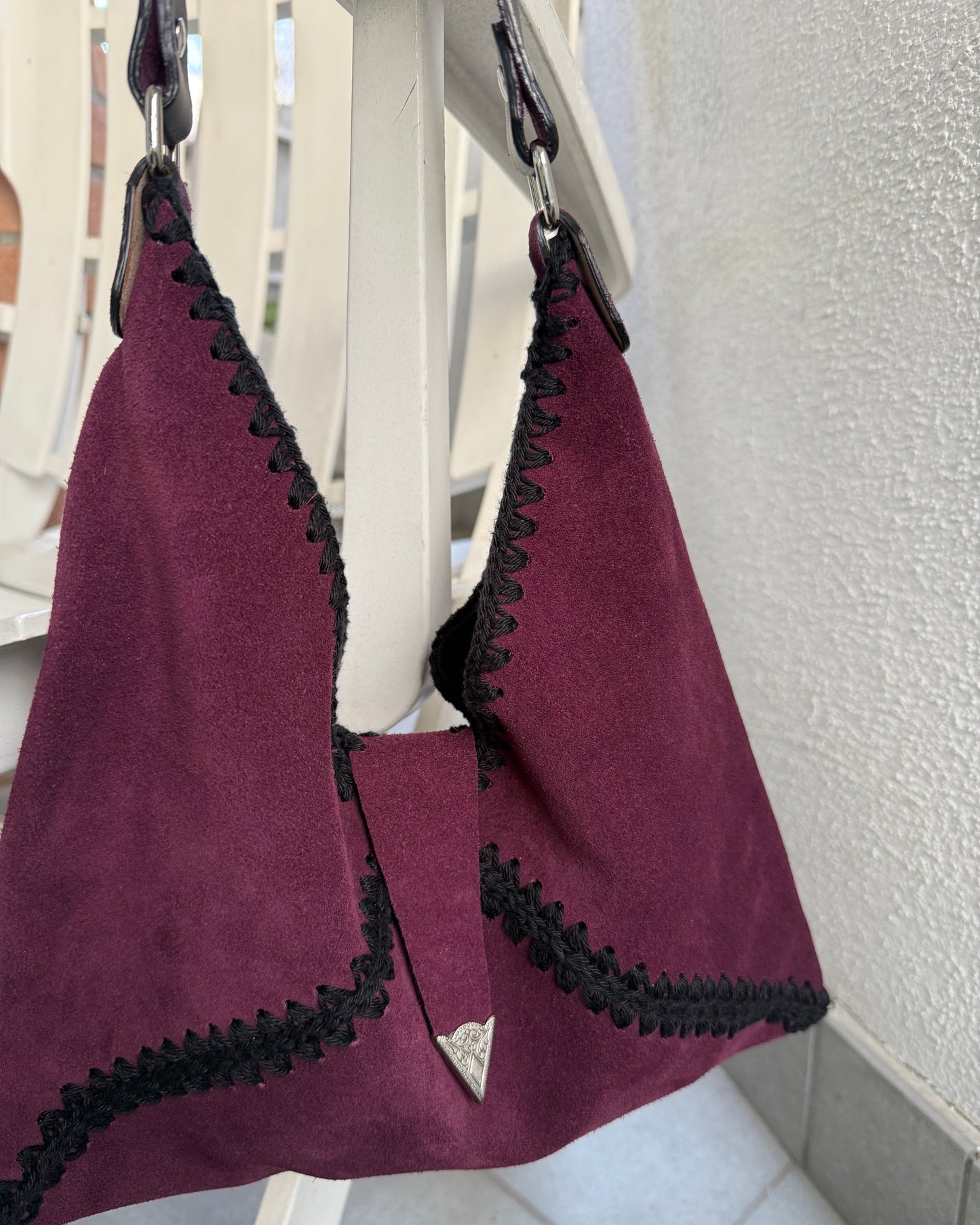 modello MONIQUE grape suede