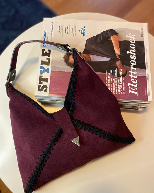 modello MONIQUE grape suede