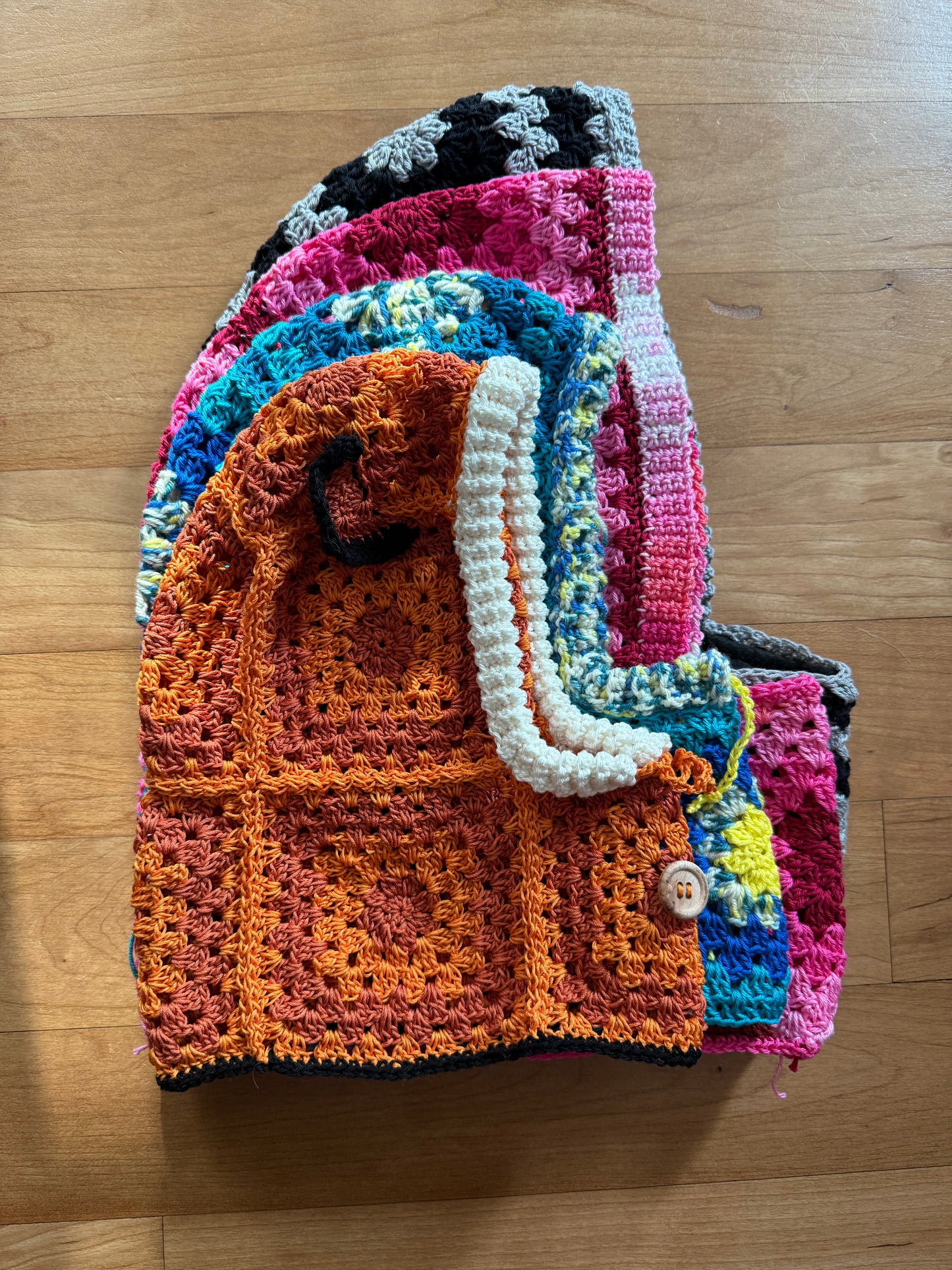BALACLAVA baby con granny square